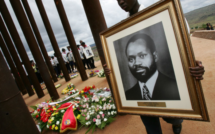The Hawks have launched a fresh probe into the 1986 crash that killed Samora Machel.