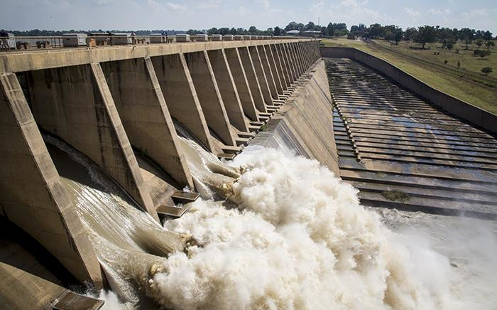Approximately 400 000 cubic meters of water was released from the Vaal dam on 26 February 2017 after the dam reached 97.8 % capacity following heavy rains across Gauteng. Picture: Reinart Toerien/EWN