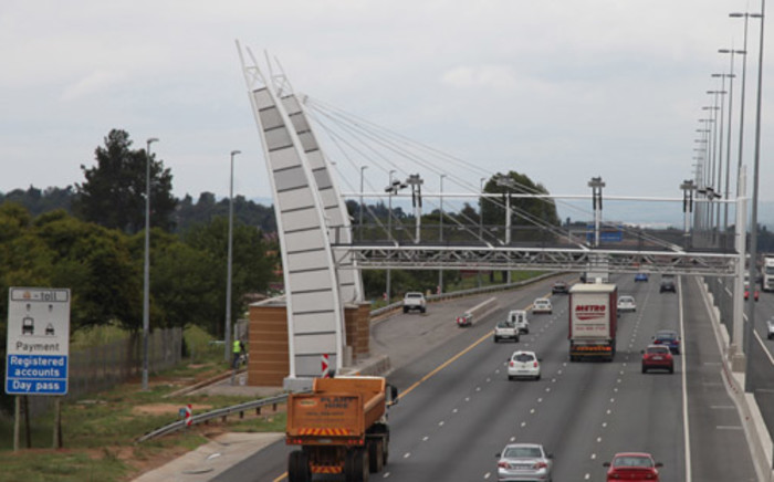 FILE: An e-toll gantry on the N1 in Johannesburg.  Picture: Christa van der Walt/EWN