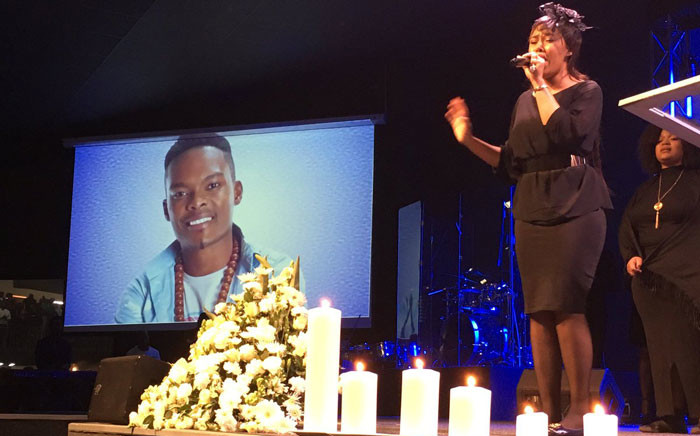 FILE: Dumi Masilela's wife Simphiwe Ngema singing at her husband's memorial in Johannesburg. Picture: Hitekani Magwedze/EWN.