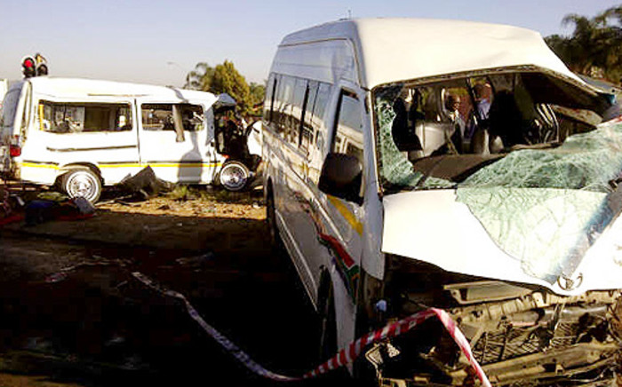 File picture: Two taxis were involved in a head-on collision in Pretoria on 30 June 2012. Picture: Netcare 911