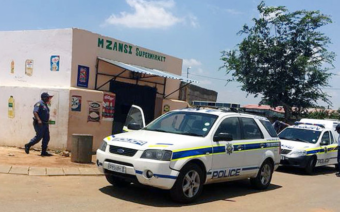 Police have been deployed to Snake Park where foreign owned shops have been looted by angry residents on 20 January 2015. Picture: Thando Kubheka/EWN