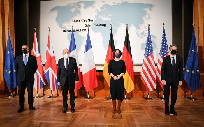 (L-R) Britain's Minister of State for Middle East, North Africa and North America James Cleverly, French Foreign Minister Jean-Yves Le Drian, German Foreign Minister Annalena Baerbock and US Secretary of State Antony Blinken pose for a picture during a meeting at the German Foreign Office in Berlin on 20 January 2022. Picture: Kay Nietfeld / POOL / AFP