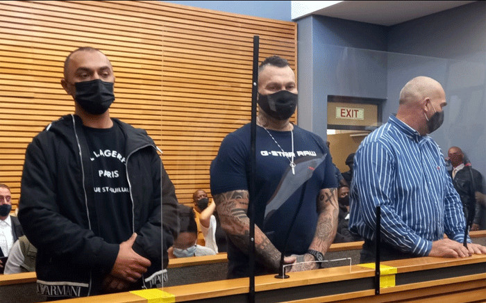 FILE: Alleged crime underworld figure Nafiz Modack (L) and Zane Kilian (C) in court on 14 May 2021. Picture: Kevin Brandt/Eyewitness News