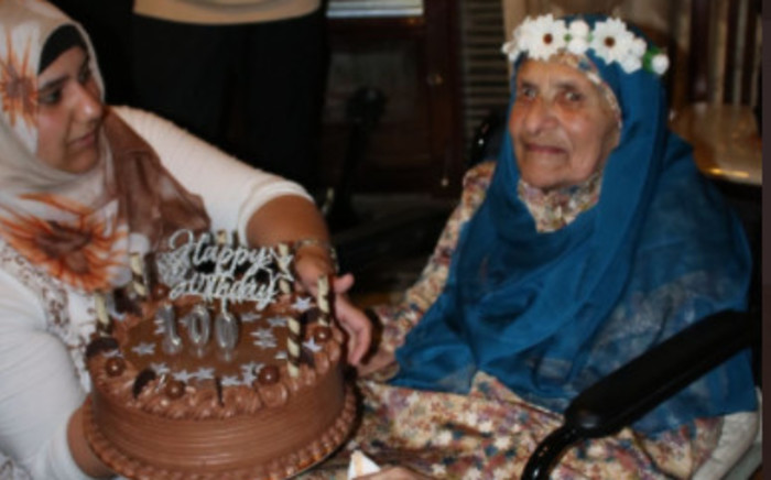 The oldest living District Six land claimant Shariefa Khan turned 100 years old on Sunday, 25 April 2021. Picture: Lizell Persens/Eyewitness News