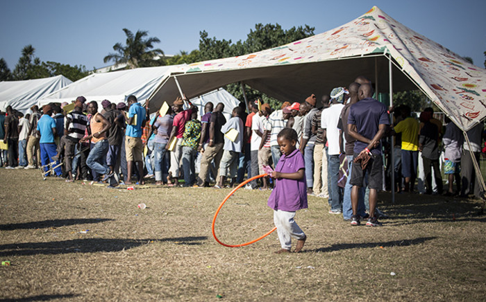 FILE: A lunch queue snakes from a tent at a temporary camp for foreign nationals displaced by xenophobic violence in Isipingo, Durban. Picture: Aletta Gardner/EWN