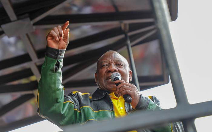 President Cyril Ramaphosa addresses disgruntled Alexandra residents on 11 April 2019 after a weeklong protest over crime, housing, and drugs. Picture: Kayleen Morgan/EWN