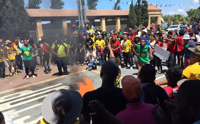 FILE: The unprecedented move comes after violent protests, clashes with police, arrests, arson and vandalism on campuses. Picture: Xolani Koyana/EWN.