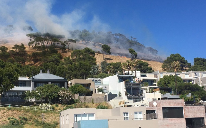 A fire broke out Saturday morning on Table Mountain's Signal Hill. Picture: Saya Jones-Pierce.