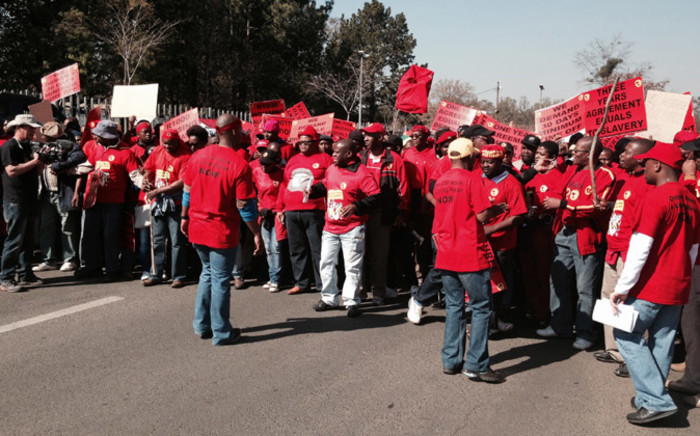 Members of the National Union of Metalworkers of South Africa (Numsa) picket at Megawatt Park, Sunninghill, north of Johannesburg on 2 July 2014. Picture: Sebabatso Mosamo/EWN.