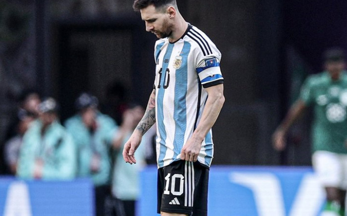 Argentina look to Messi to salvage World Cup bid