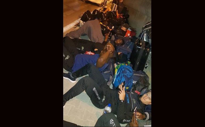 Zimbabwe Rugby team slept on the streets of Tunisia ahead of their World Cup Qualifier. Picture: @MujatiBrewing/Twitter 