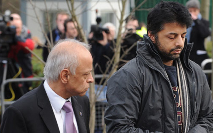 British businessman Shrien Dewani (R) and his father Prakash Dewani arrive at Belmarsh Magistrates' Court, in south-east London, on February 24, 2011. Shrien Dewani faces extradition to South Africa amid accusations he hired hitmen to murder his wife Anni in November during their honeymoon in Cape Town. Picture: AFP.