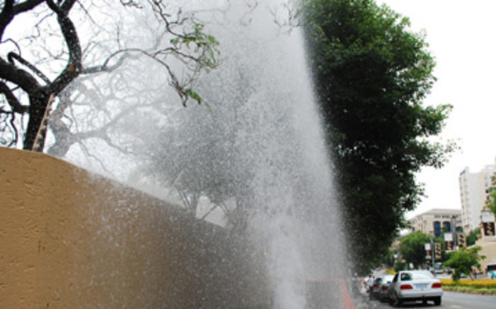 Water gushes out of a burst water pipe. Picture: Taurai Maduna/Eyewitness News