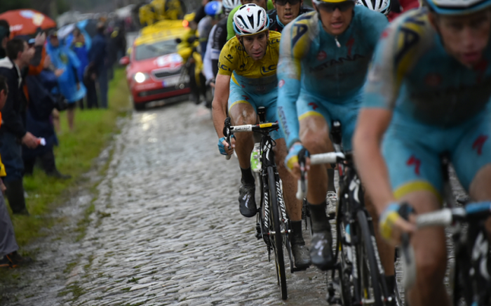 FILE:Italian Vincenzo Nibali (yellow jersey) hard at work in the peloton during Stage 5 of the 2014 Tour de France. Picture: Official Tour de France Facebook.