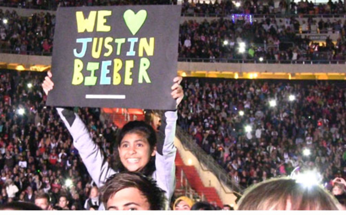 One of the thousands of Justin Bieber fans who packed the FNB stadium in Johannesburg on 12 May 2013. Picture: Reinart Toerien/EWN