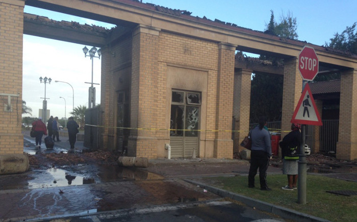 One of the buildings that was set alight overnight at the CPUT’s Bellville campus. Picture: Lauren Isaacs/EWN.