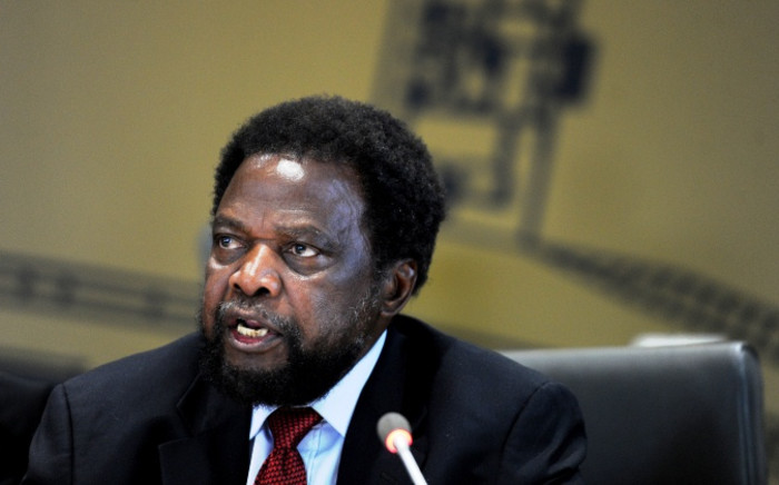 FILE: Gauteng advisory e-toll panel chairman Muxe Nkondo speaks at hearings in Midrand, Wednesday, 27 August 2014. Picture: Sapa.