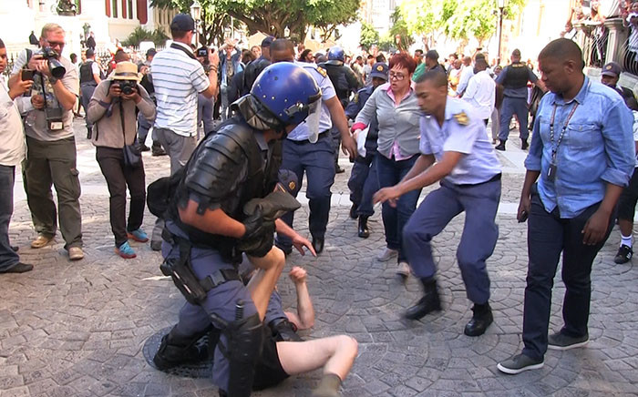 FILE: Fees Must Fall Portesters clash with police at Parliament. Picture: Anthony Molyneux/EWN.