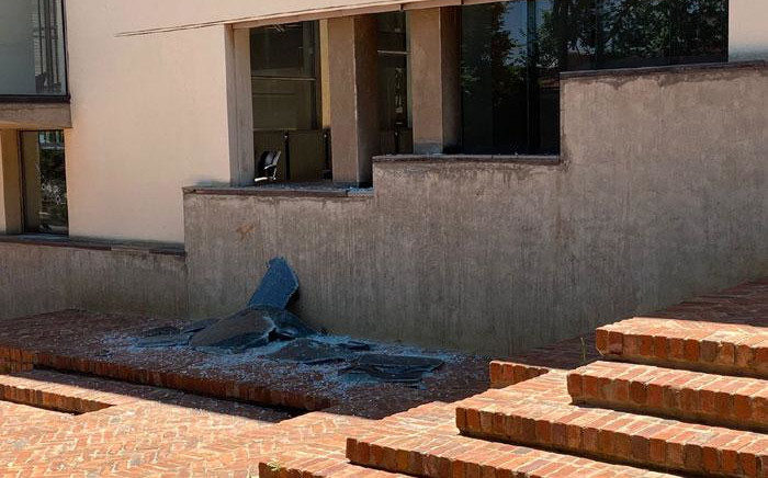 Damaged windows at the Constitutional Court on 5 January 2022. Picture: Nhlanhla Mabaso/Eyewitness News