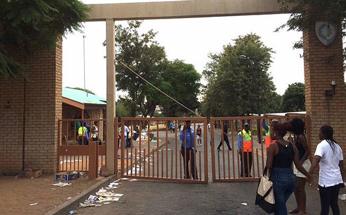 FILE: Students were allowed to collect their possessions at the Tshwane University of Technology after management suspended all academic activities amid protests. Picture: Barry Bateman/EWN.