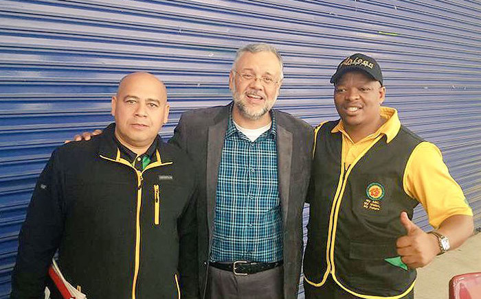 FILE: Ebrahim Rasool (centre) with WC ANC secretary Faiez Jacobs (left) and ANC regional leader in Cape Town Xolani Sotashe. Picture: @Xolani Sotashe/Twitter