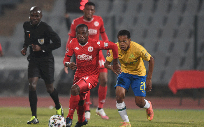 Members of Highlands Park and Mamelodi Sundowns pictured on Friday, 14 August 2020. Picture: @HighlandsP_FC/Twitter