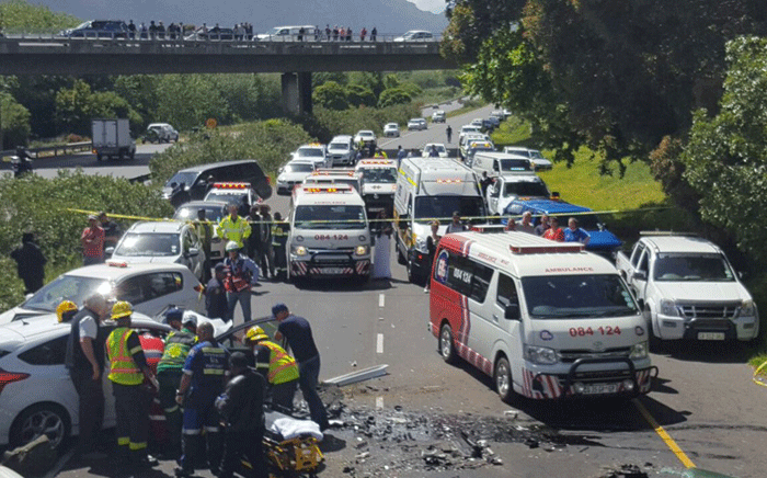FILE: Emergency vehicles at the scene of a crash that left three people dead along the M3 outbound in Cape Town. Picture: Twitter/@ER2