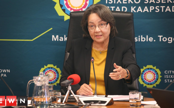 Mayor Patricia De Lille addresses the media at a briefing in Cape Town to discuss the City's water saving plans. Photo: Bertram Malgas/EWN