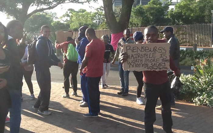 FILE: University of Johannesburg students demonstrate outside the Kingsway campus. Picture: Gia Nicolaides/EWN.