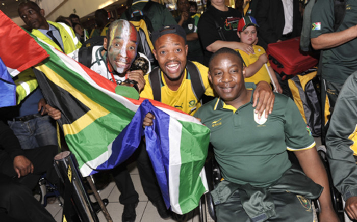 South Africans in the OR Tambo International Airport to give Team SA a send-off as they embark to London for the 2012 Paralympics on 21 August, 2012. Picture: LEAD SA.