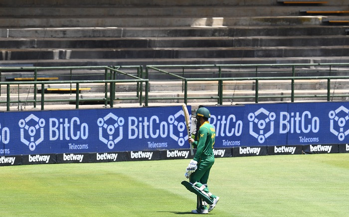 South Africa's Quinton de Kock walks back to the pavilion after his dismissal during the third one-day international (ODI) cricket match between South Africa and India at Newlands Stadium in Cape Town on January 23, 2022. Picture: Rodger Bosch / AFP.