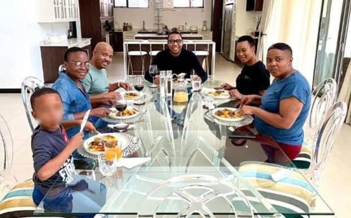 Communications Minister Stella Ndabeni-Abrahams (in black T-shirt) seen having lunch with Mduduzi Manana (centre) at his residence in Fourways while the country is under COVID-19 lockdown. Picture: Instagram