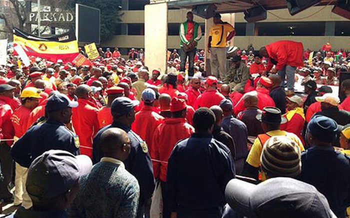 Around 80,000 workers belonging to the NUM will down tools in the gold mining sector. Picture: EWN