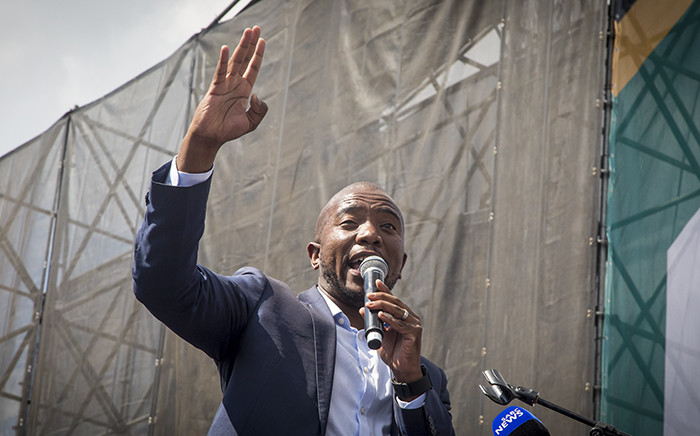 DA leader Mmusi Maimane addresses supporters at the Freedom Movement rally against the leadership of President Jacob Zuma in Pretoria on 27 April 2017. Picture: Reinart Toerien/EWN.