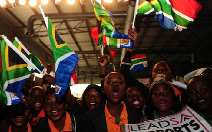South Africans cheering on Team SA ahead of the 21 London Olympics.