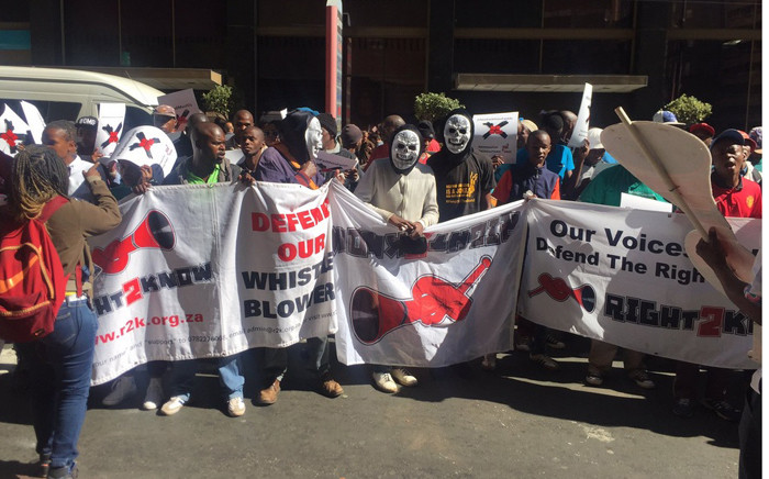 Righ2Know campaigners has taken its protest against censorship at SABC to Luthuli House. Picture: Masa Kekana/ EWN.