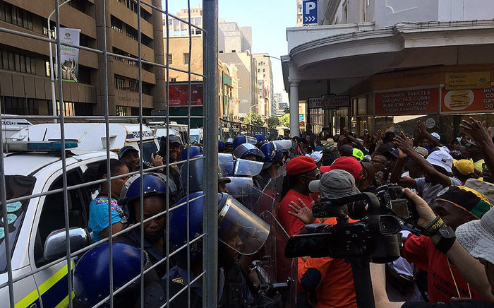 Several protesters clashed with public order police in Cape Town ahead of Sona 2016. Picture: Xolani Koyana/EWN.