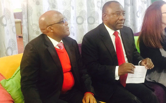 Health Minister Aaron Motsoaledi and Deputy President Cyril Ramaphosa at the Nkosi’s Haven in Johannesburg. Picture: ZIyanda Ngcobo/EWN.
