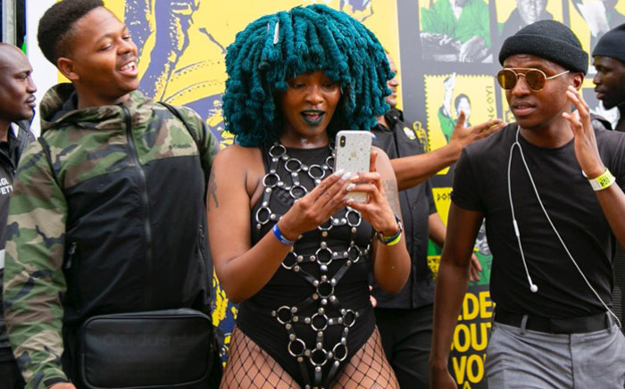 An artist backstage at the 2018 Afropunk music festival. Picture: Sethembiso Zulu/EWN