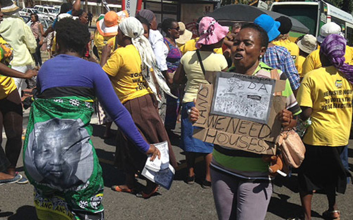 Women take part in a housing protest in the Cape Town CBD on 5 February 2014. Picture: Lauren Isaacs/EWN.