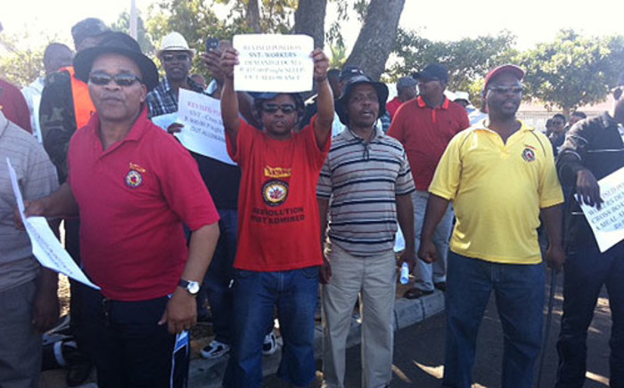 Striking bus drivers gather in Athlone on 25 April 2013. Picture: Lauren Isaacs/EWN
