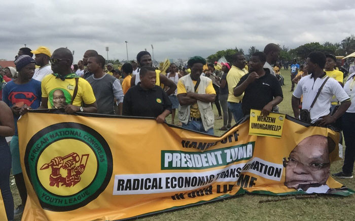 The KwaZulu-Natal ANCYL members gathering at the Durban Beachfront Promenade ahead of their march in support of President Jacob Zuma. Picture: Ziyanda Ngcobo/EWN.