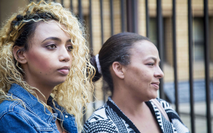 Debbie and her daughter Gabriela Engels at the Pretoria High Court appear for an interlocutory application seeking permission to serve papers to Grace Mugabe in Zimbabwe. Gabriela was allegedly assaulted by the Zimbabwean first lady in a Sandton Hotel last month. Picture: Thomas Holder/EWN