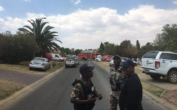 Gauteng police investigating the plane crash that claimed two lives in Midrand. Picture: Thomas Holder/EWN.