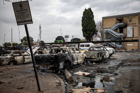 FILE: The aftermath of the Tembisa protests in early August 2022. Picture: Xanderleigh Dookey Makhaza/Eyewitness News