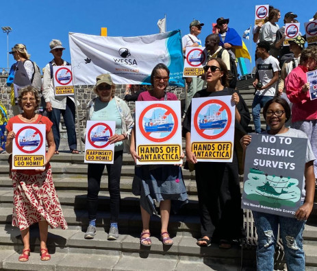 Greenpeace holding signs. Picture: Melikhaya Zagagana