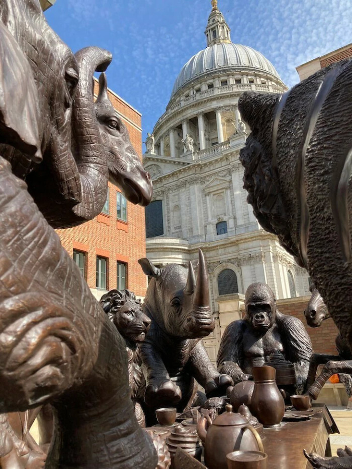 Bronze sculpture lets Londoners dine with the world's endangered animals