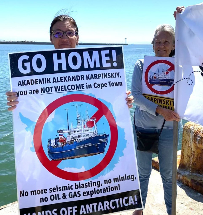 [Environmental Activists led by Greenpeace campaign protesting against the entry of a Russian research vessel expected to arrive at V&A Waterfront today. Courtesy of Melikhaya Zagagana