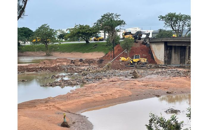 Municipal trucks seen on Saturday, 16 April beginning to repair the collapsed bridge Umlazi and Lamontville townships.